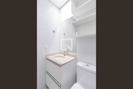 Apartamento à venda com 34m², 1 quarto e 2 vagasBanheiro