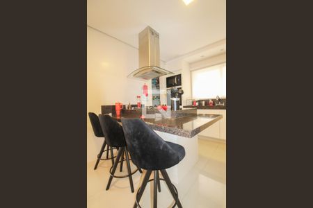 Casa à venda com 340m², 4 quartos e 4 vagasCozinha