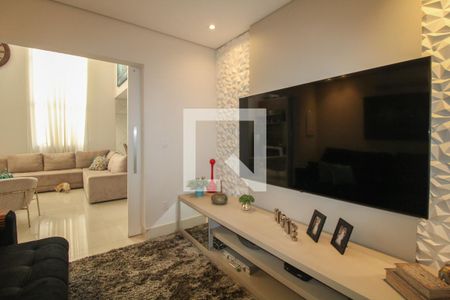 Casa à venda com 340m², 4 quartos e 4 vagasSala de TV