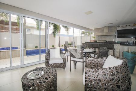 Casa à venda com 340m², 4 quartos e 4 vagasVaranda Gourmet
