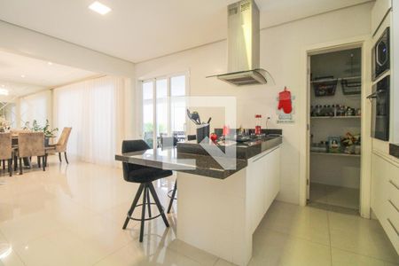 Casa à venda com 340m², 4 quartos e 4 vagasCozinha