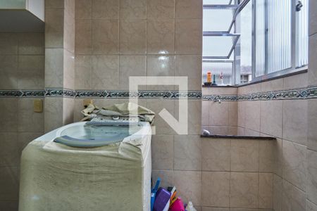 Apartamento à venda com 90m², 2 quartos e 1 vaga Apartamento à venda com 90m², 2 quartos e 1 vagaÁrea de Serviço