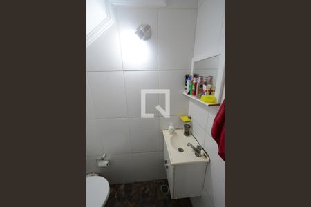 Casa de condomínio à venda com 100m², 3 quartos e 2 vagasLavabo