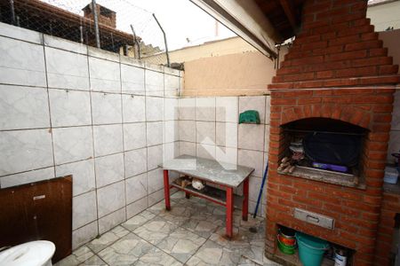 Casa de condomínio à venda com 100m², 3 quartos e 2 vagasQuintal