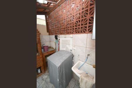 Casa de condomínio à venda com 100m², 3 quartos e 2 vagasÁrea de Serviço