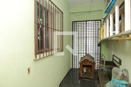 Casa à venda com 100m², 3 quartos e 2 vagasQuintal