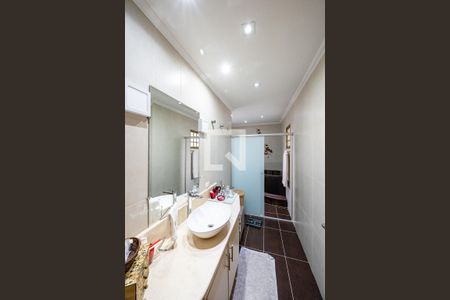 Casa à venda com 170m², 3 quartos e 2 vagas Casa à venda com 170m², 3 quartos e 2 vagasBanheiro da Suíte 1