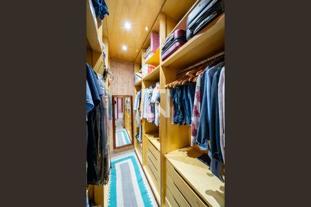 Casa à venda com 170m², 3 quartos e 2 vagas Casa à venda com 170m², 3 quartos e 2 vagasSuíte 1