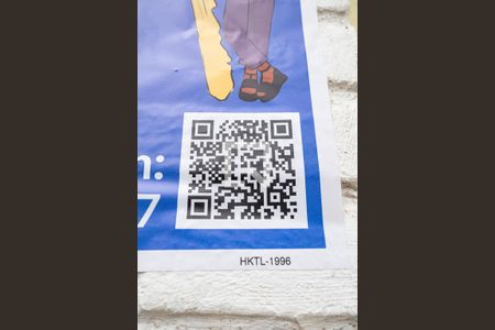 Casa à venda com 170m², 3 quartos e 2 vagas Casa à venda com 170m², 3 quartos e 2 vagasFachada