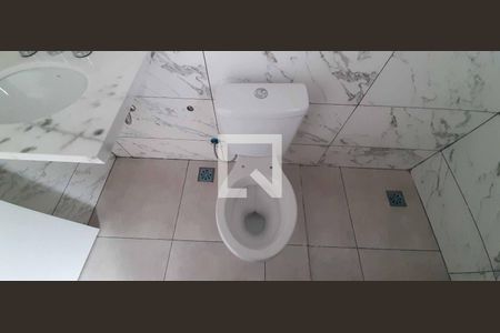 Casa à venda com 87m², 3 quartos e 2 vagasBanheiro da Suíte