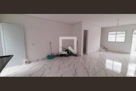 Casa à venda com 87m², 3 quartos e 2 vagasCozinha