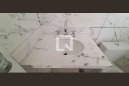 Casa à venda com 87m², 3 quartos e 2 vagasBanheiro da Suíte