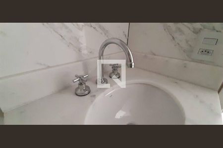 Casa à venda com 87m², 3 quartos e 2 vagasBanheiro Social