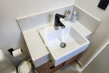 Casa à venda com 370m², 4 quartos e 4 vagasBanheiro da Suíte 2