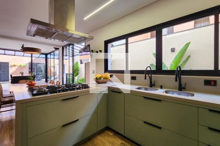 Casa à venda com 370m², 4 quartos e 4 vagasCozinha