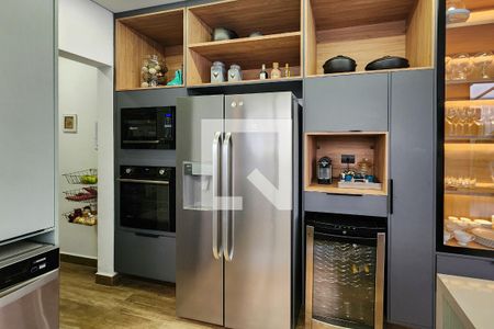 Casa à venda com 370m², 4 quartos e 4 vagasCozinha