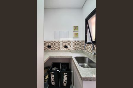 Casa à venda com 370m², 4 quartos e 4 vagasÁrea de Serviço