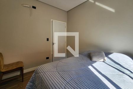 Casa à venda com 370m², 4 quartos e 4 vagasSuíte 2