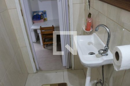 Casa à venda com 191m², 3 quartos e 3 vagasBanheiro 2
