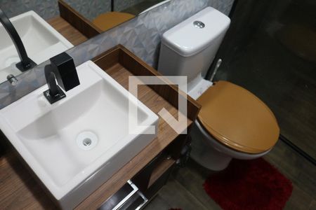 Casa à venda com 191m², 3 quartos e 3 vagasBanheiro 1