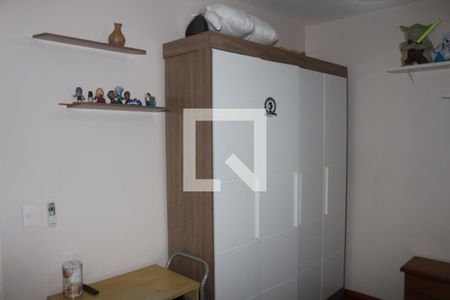 Casa à venda com 191m², 3 quartos e 3 vagasQuarto 3