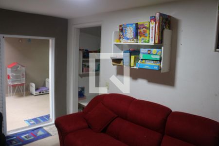 Casa à venda com 191m², 3 quartos e 3 vagasEscritório