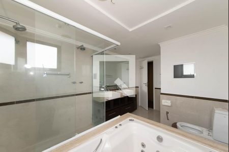 Apartamento à venda com 214m², 3 quartos e 3 vagas Apartamento à venda com 214m², 3 quartos e 3 vagasBanheiro da Suíte Master