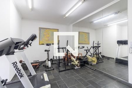 Apartamento à venda com 214m², 3 quartos e 3 vagas Apartamento à venda com 214m², 3 quartos e 3 vagasAcademia