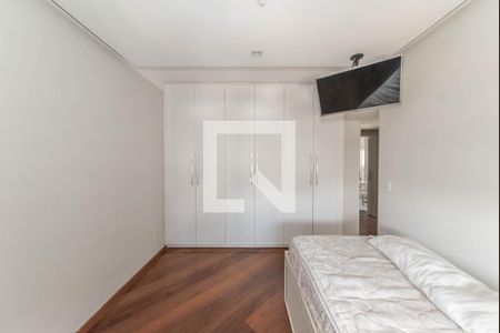 Apartamento à venda com 214m², 3 quartos e 3 vagas Apartamento à venda com 214m², 3 quartos e 3 vagasSuíte 2