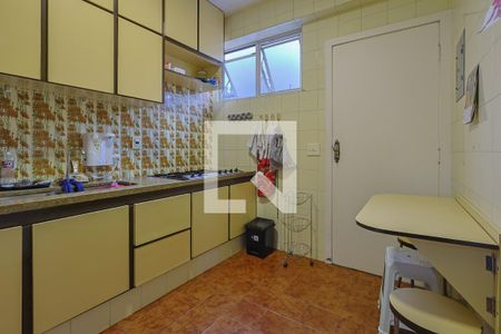 Apartamento à venda com 115m², 3 quartos e 2 vagasCozinha