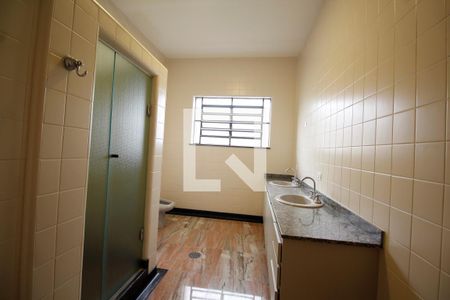 Casa à venda com 460m², 4 quartos e 4 vagas Casa à venda com 460m², 4 quartos e 4 vagasBanheiro da suite 1