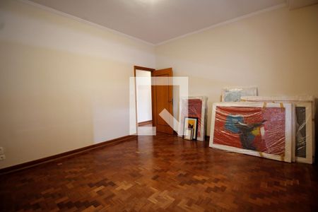 Casa à venda com 460m², 4 quartos e 4 vagas Casa à venda com 460m², 4 quartos e 4 vagasSuite 1