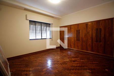 Casa à venda com 460m², 4 quartos e 4 vagas Casa à venda com 460m², 4 quartos e 4 vagasSuite 1