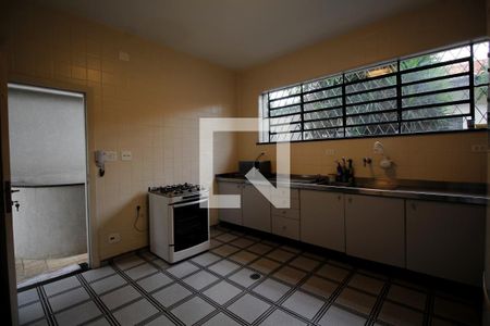 Casa à venda com 460m², 4 quartos e 4 vagas Casa à venda com 460m², 4 quartos e 4 vagasCozinha