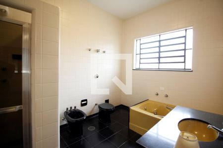 Casa à venda com 460m², 4 quartos e 4 vagas Casa à venda com 460m², 4 quartos e 4 vagasSuite 2