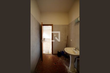 Casa à venda com 460m², 4 quartos e 4 vagas Casa à venda com 460m², 4 quartos e 4 vagasBanheiro 3