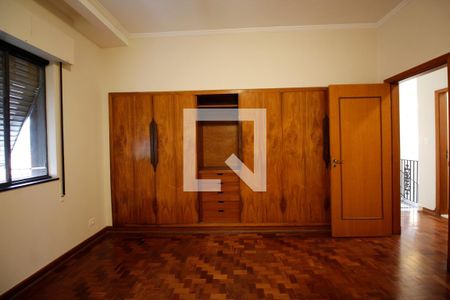 Casa à venda com 460m², 4 quartos e 4 vagas Casa à venda com 460m², 4 quartos e 4 vagasQuarto 3