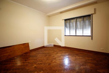 Casa à venda com 460m², 4 quartos e 4 vagas Casa à venda com 460m², 4 quartos e 4 vagasQuarto 3