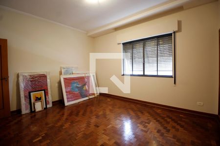 Casa à venda com 460m², 4 quartos e 4 vagas Casa à venda com 460m², 4 quartos e 4 vagasSuite 1