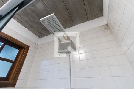 Casa à venda com 300m², 3 quartos e sem vaga Casa à venda com 300m², 3 quartos e sem vagaBanheiro da Área de Serviço