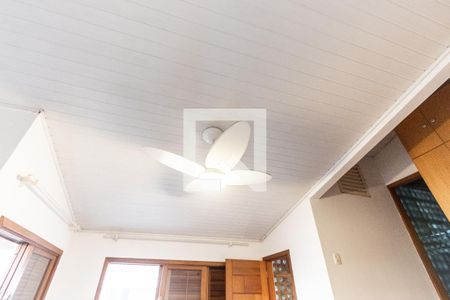 Casa à venda com 300m², 3 quartos e sem vaga Casa à venda com 300m², 3 quartos e sem vagaQuarto 2 - Suite