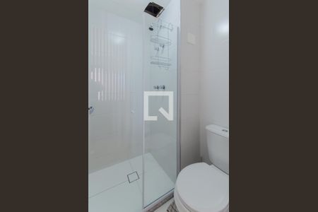 Banheiro de kitnet/studio para alugar com 1 quarto, 25m² em Vila Mariana, São Paulo