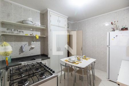 Apartamento à venda com 95m², 2 quartos e 1 vaga Apartamento à venda com 95m², 2 quartos e 1 vagaCozinha
