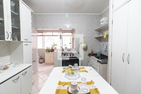Apartamento à venda com 95m², 2 quartos e 1 vaga Apartamento à venda com 95m², 2 quartos e 1 vagaCozinha