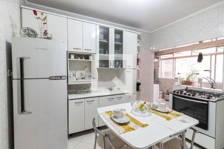 Apartamento à venda com 95m², 2 quartos e 1 vaga Apartamento à venda com 95m², 2 quartos e 1 vagaCozinha