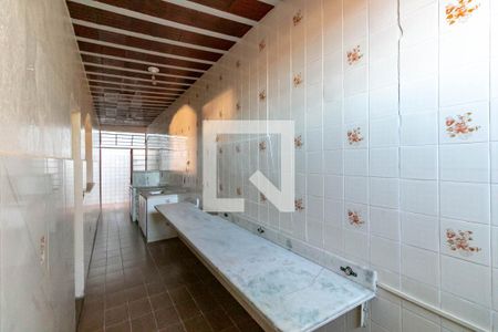 Casa à venda com 150m², 3 quartos e 7 vagas Casa à venda com 150m², 3 quartos e 7 vagasCozinha