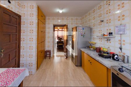 Casa à venda com 250m², 4 quartos e 3 vagasCozinha