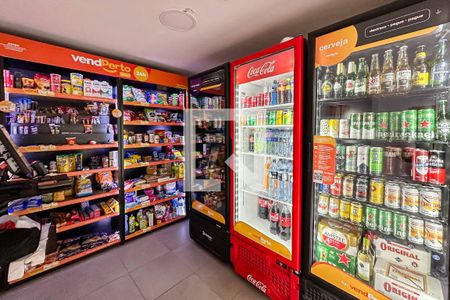 Apartamento à venda com 39m², 2 quartos e sem vaga Apartamento à venda com 39m², 2 quartos e sem vagaÁrea comum - Mercadinho