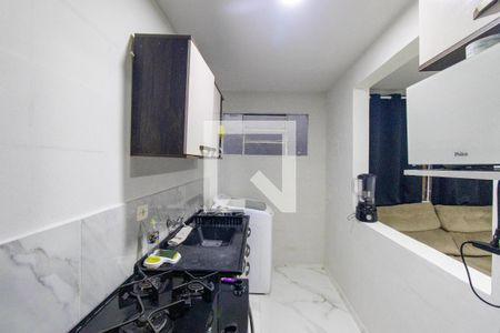 Apartamento para alugar com 41m², 2 quartos e 1 vaga Apartamento para alugar com 41m², 2 quartos e 1 vagaCozinha e Área de Serviço
