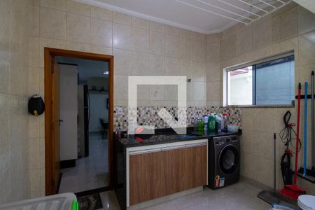 Casa à venda com 257m², 3 quartos e 3 vagas Casa à venda com 257m², 3 quartos e 3 vagasEspaço Gourmet / Área de Serviço